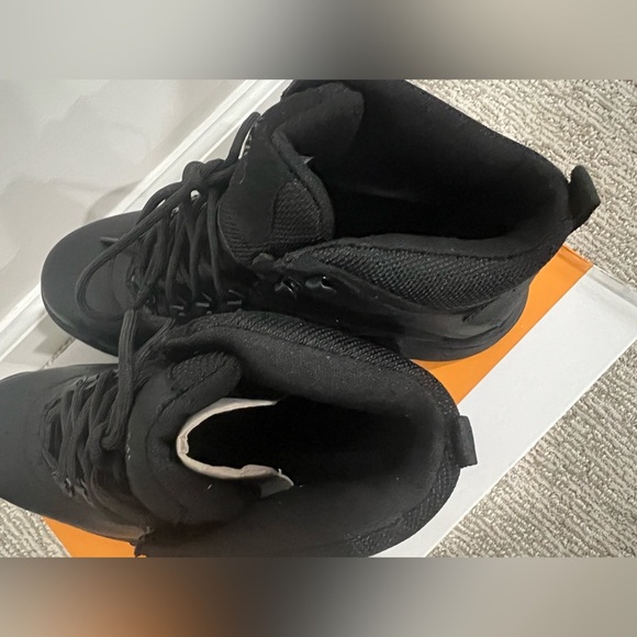 Timberland Men's White Ledge Waterproof Hiking Boot - Picture 8 of 11